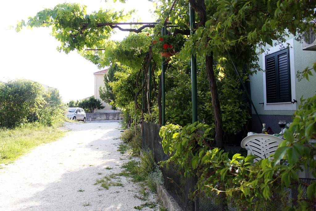 Apartments Lavel Trogir Exterior foto